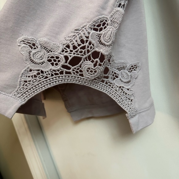 Grey True Craft top. Women's. Size medium. - Picture 3 of 3